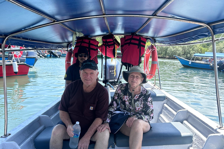 Langkawi: Mangrove boat tour with tour guide & Lunch.