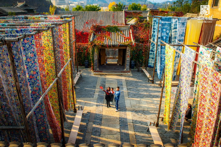 Beijing: Great Wall at Simatai & W Town Day Trip Beijing: Water Town + Night Tour of the Simatai Great Wall