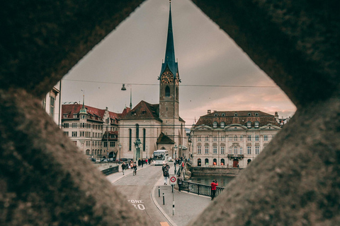 Zurich Old Town: Photo, History & Hidden Gems (2hrs) Zurich Old Town: A Photo & History Walk (2hrs)