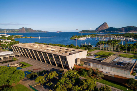 Rio de Janeiro: Modern Architecture Experience with Guide