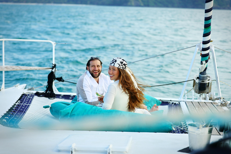Phuket: Private Catamaran Island Day Trip & Refreshment Catamaran - Best of Phi Phi islands