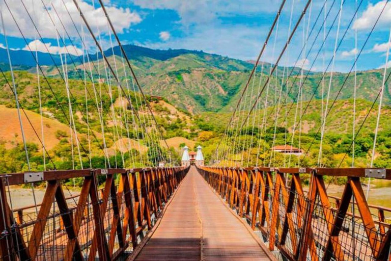 Santa Fe de Antioquia + Coffee Tour from Medellín, Private Tour