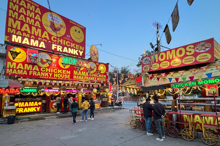 Agra: Wycieczka Tuk-Tuk z ulicznym jedzeniem i targiem przyprawTylko profesjonalny przewodnik i Tuk-Tuk na żywo