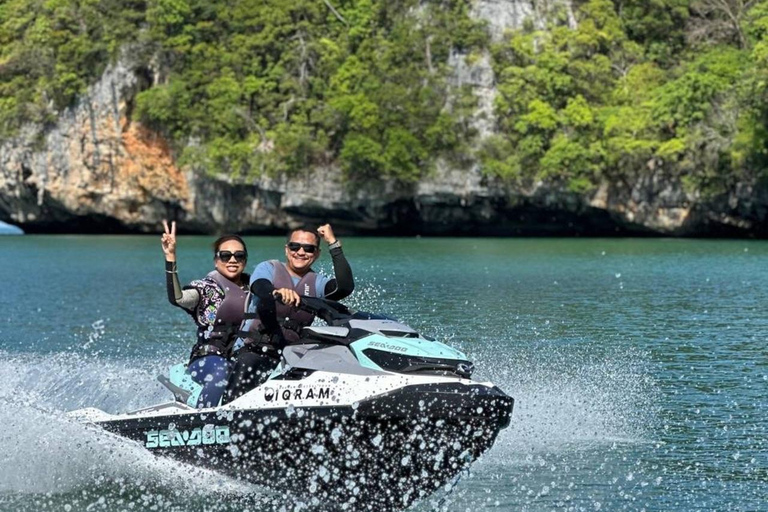 Excursión en moto acuática por la isla de Langkawi Parque Geoforestal de KilimPiloto único