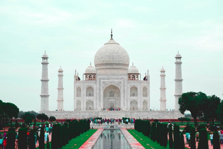 Desde Delhi: tour guiado privado por la ciudad del Taj Mahal con servicio de recogidaConductor + Coche privado + Guía turístico