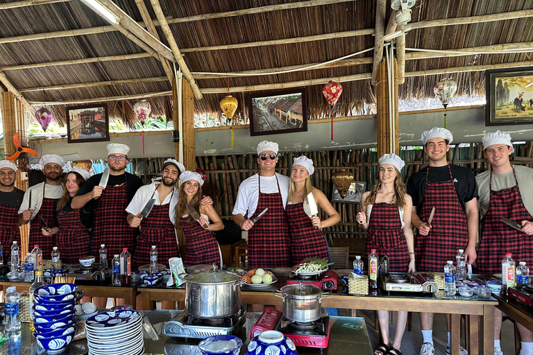 Hoi An: Market -Cooking Class Pho Beef & Dancing Basket Boat HA Happy: Black & White Coffee Making Class Without Pick up