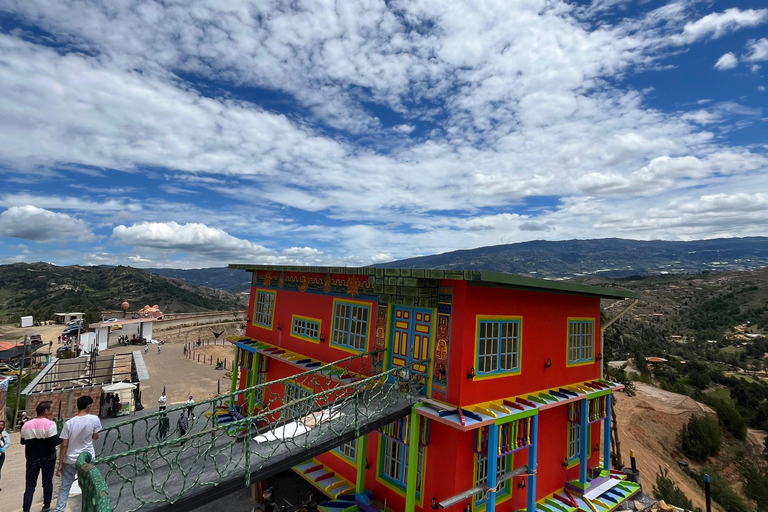 BOGOTA: Rundtur i Villa de Leyva, Ráquira, Pozos Azules och Puente de Boyacá