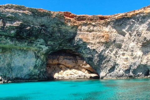 Comino: Passeios de barco particulares, paradas para nadar e passeios pelas cavernasComino: Passeios de barco particulares, paradas para natação e passeios em cavernas