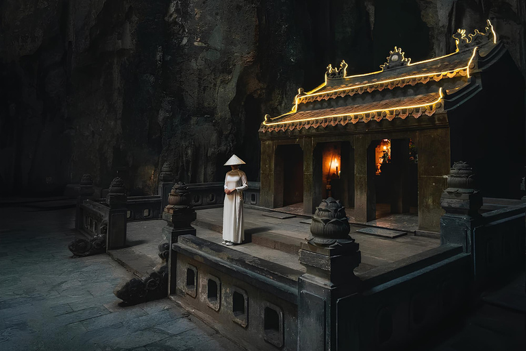 Da Nang Half day City Tour: Linh Ung, Marble & Am Phu Cave Private Tour with Lunch