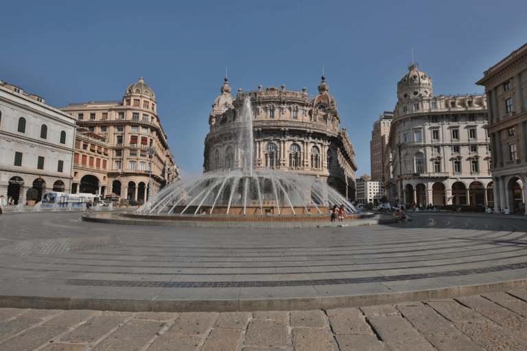 1.5 Hour Food Guided Tour & Sightseeing in Genoa English