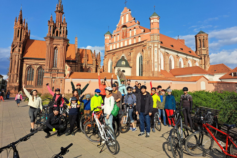 Vilnius: visite guidée alternative à vélo de la ville de Vilnius