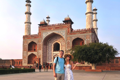 Agra: Sunrise Taj Mahal Tour with Skip-The-Line Entry Ticket Agra: Taj Mahal Express Entry Tour with Car, Tickets & Guide