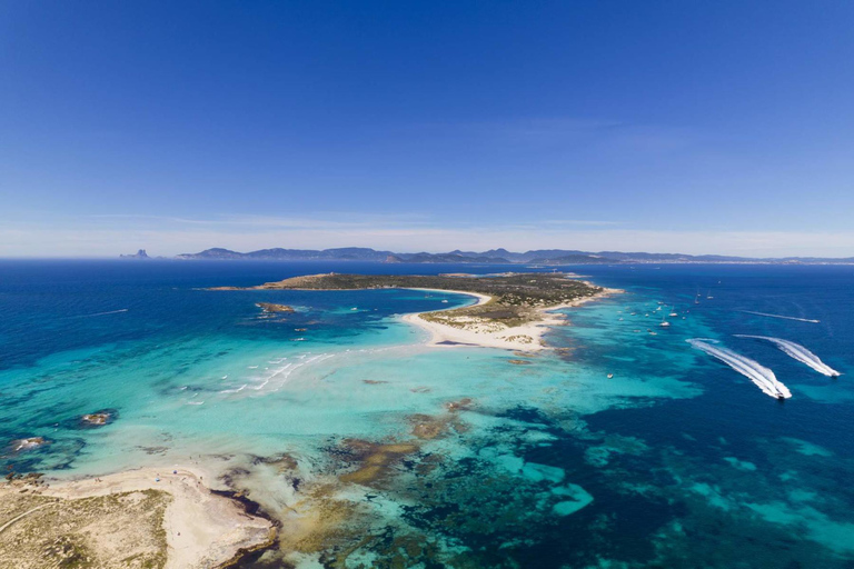 Ibiza: Formentera hele dag VIP catamaran cruisePremiumticket