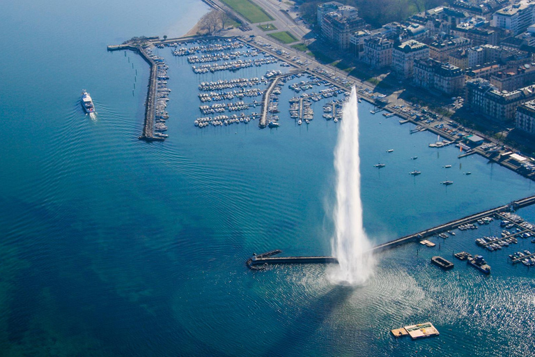 Geneva: Scenic Lake Cruise with Snacks and Wine