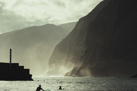 Madeira : Experiencia de surf para todosClase de surf en grupo semiprivado