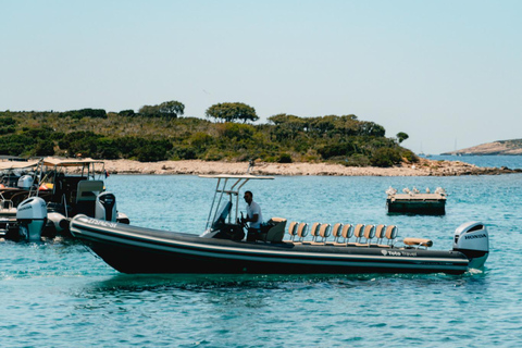 Split: Blauwe Grot, Hvar &amp; 5 Eilanden Reis met toegangsbewijsGroepsreis vanuit Split