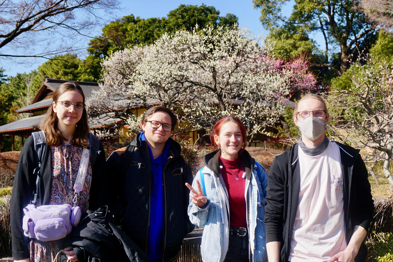 Tokyo: Imperial Palace History Walking Tour