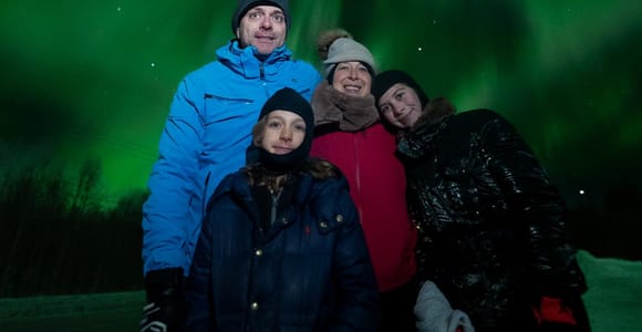 Kittilä: Northern Lights Sled Ride with Snowmobile