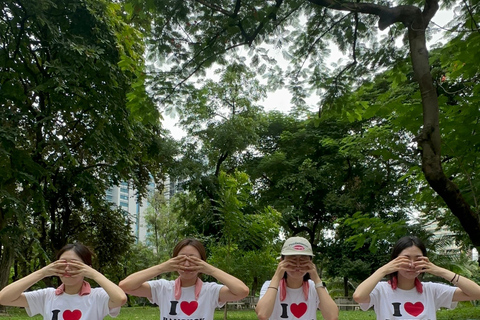 Bangkok: Ochtendyoga voor alle niveaus in Lumphini ParkBangkok: Yoga voor alle niveaus in het Lumphini Park