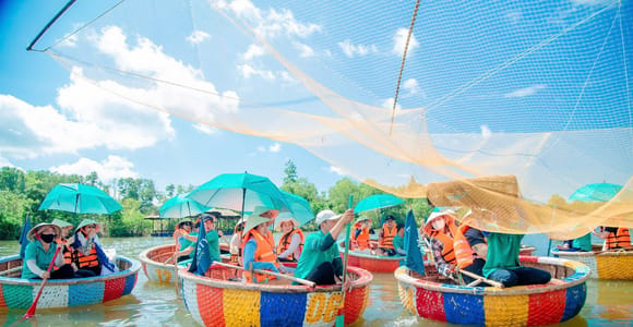 Phu Quoc: Bamboo Basket Boat Tour & Discover Starfish Beach