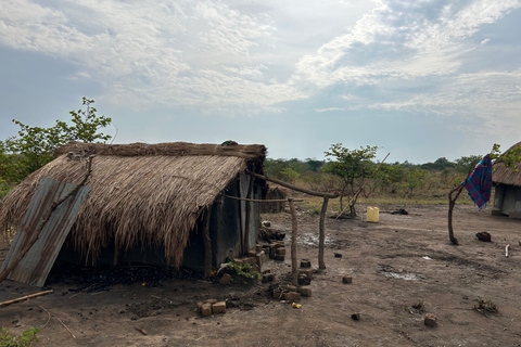 Uganda: Fort Patiko Slave Site & Ajulu/Moon Hills Day Trip