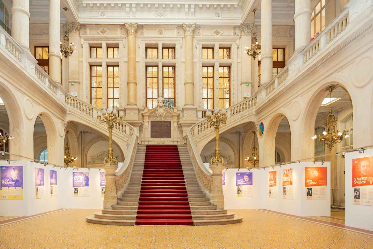 Bucharest: Parliament, Ceausescu House & Village Museum Tour