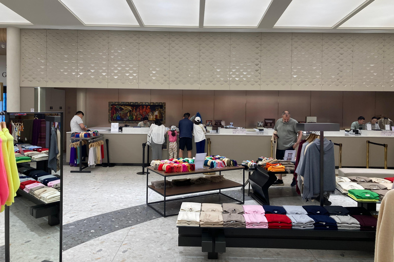 Ulaanbaatar: Gobi Cashmere Flagship Store Shopping Tour
