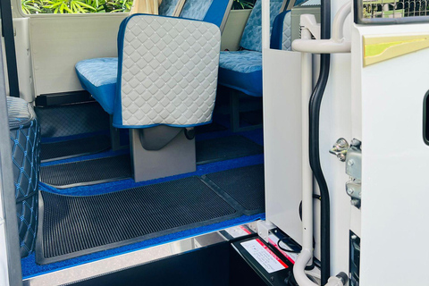 Galle: Private Colombo/Airport Transfer with Turtle Stop