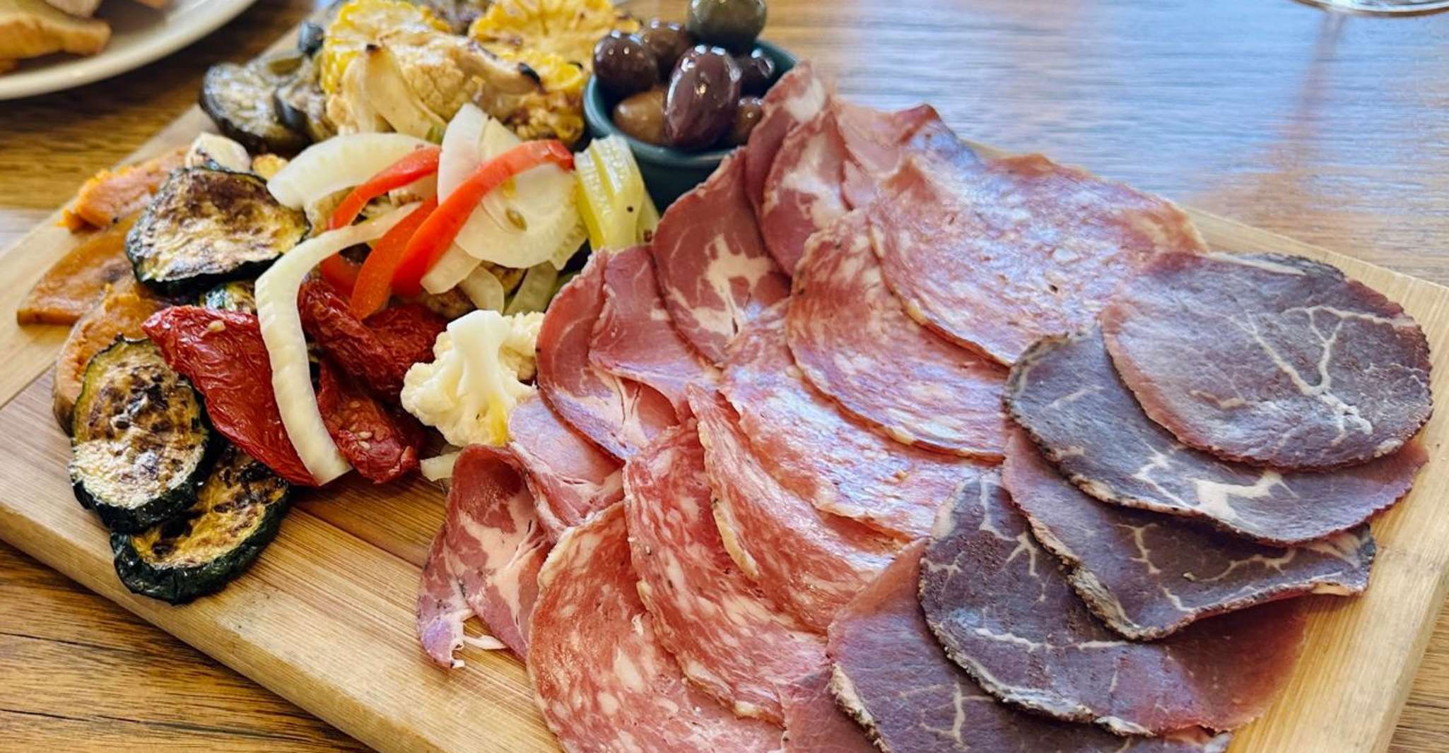 Melbourne: Yarra Valley Wine Tour + Lunch & Gin/Beer Option photo 3