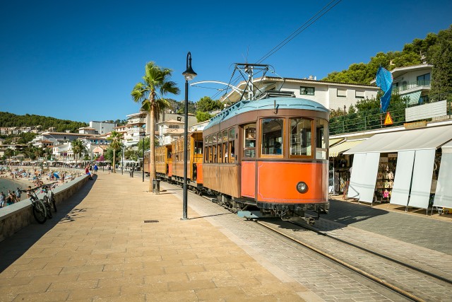Visit Mallorca Island Trip by Train, Tramway, and Boat in Palma de Majorque