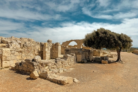 Z Pafos: Wycieczka z przewodnikiem po Limassol z Kourion i KolossiWycieczka z przewodnikiem po Limassol z Kourion i zamkiem Kolossi