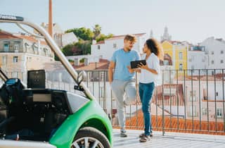 Lissabon: GPS-geführte Spinat-Tour im Elektroauto