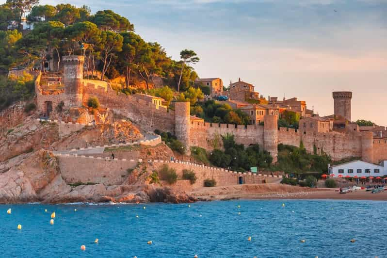 Explora la Costa Brava y Tossa de Mar: Rutas, snorkel y comida ...