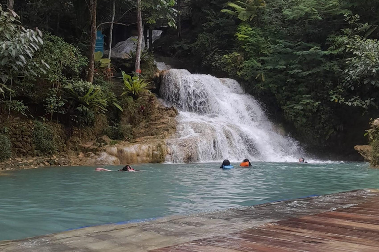 Yogyakarta : circuit authentique à vélo, déjeuner et escapade à la cascade