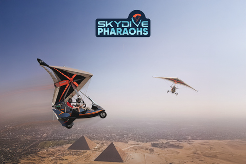Kairo: Ultraleichtflug über die Pyramiden von GizehKairo: Gizeh-Pyramiden-Ultraleichtflug-Erlebnis mit Video