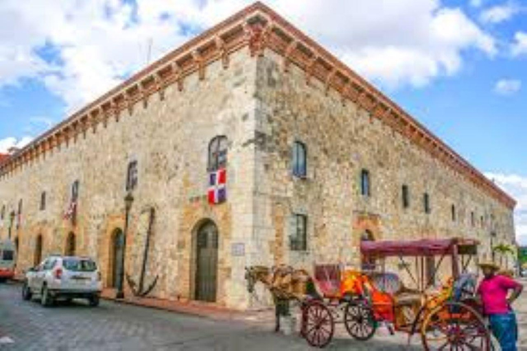 Private: Colonial & Contemporary Santo Domingo Excursion