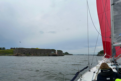 Helsinki: 3-Hour Sailing Course with Professional Skipper Helsinki: 3-Hour Sailing Course