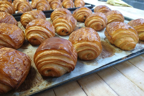 Breakfast at a French bakery and Montmorency Falls 3 hours