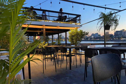 Phnom Penh : croisière au coucher du soleil avec bière et boissons à volonté