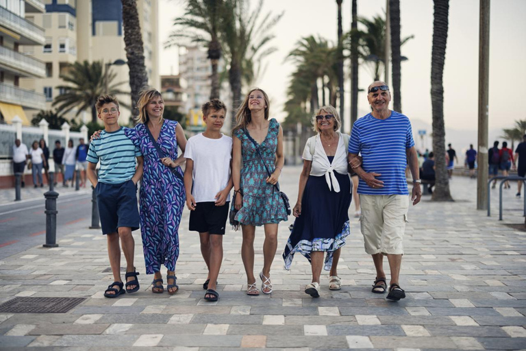 Gran Canaria: Las Palmas - Beach & City Private Photoshoot Super Premium: 75 photos | 90 mins