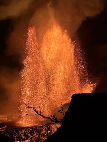 Big Island: Volcano, Black Sand Beach, Waterfall, with Lunch