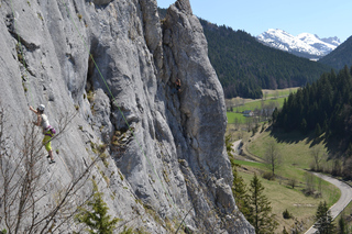 Grenoble: Discover and Improve Your Rock Climbing