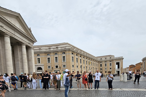 Roma: Visita a la Basílica de San Pedro y Tumbas Papales con subida a la Cúpula