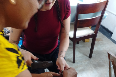 Galle Fort Walk: Silver Jewelry Making & Home-Cooked Food