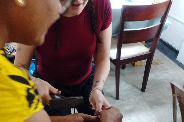 Galle Fort Walk: Silver Jewelry Making & Home-Cooked Food