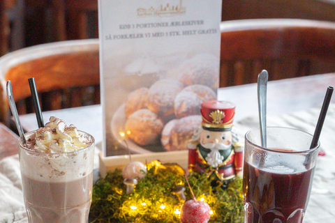 The Christmas Boat – Christmas Guided Harbor Cruise