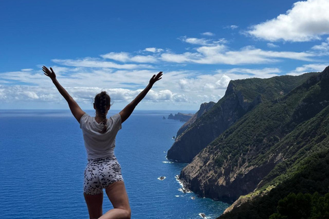 Madeira: Vereda do Larano Round-Trip Hiking Transfer