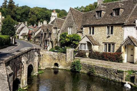 Cotswolds: Castle Combe & Bath Christmas Market 9.30 AM Pickup from Moreton-in-Marsh station