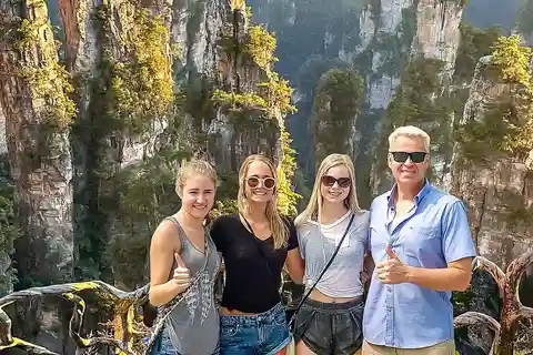 Zhangjiajie: 2-Day National Forest Park & Glass Bridge Tour