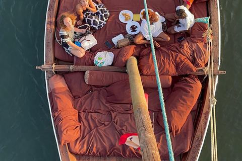 KILIFI: WATAMU: CROCIERA IN DHOW AL TRAMONTOCROCIERA IN DHOW AL TRAMONTO